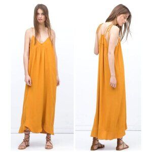 Zara Dress Women Small‎ Mustard Yellow V Neckline Strappy Shoulders Pleated Maxi